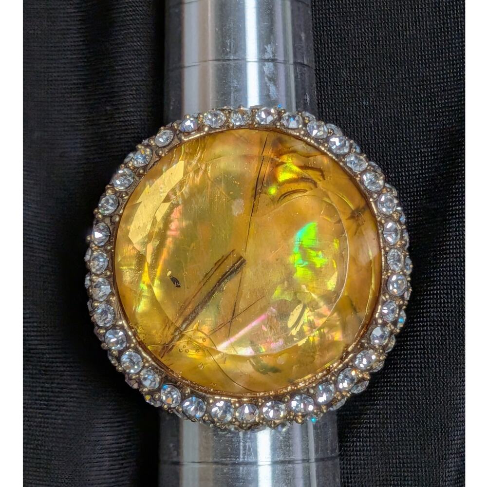 Gold Tone Cocktail Ring Size 6 Golden Brown Cabochon Rhinestone Retro Statement